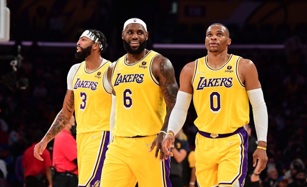 配亿多 里奇·保罗：詹姆斯没有参与湖人交易得到威斯布鲁克！