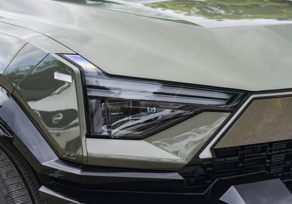 九鼎 车长5米1硬派SUV，混动省油能越野，猛士M817值百万吗？