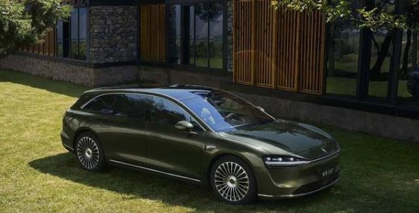 尊鼎配资 新车亮眼仙踪绿，享界S9T秋季上市，智能驾驶要翻天？